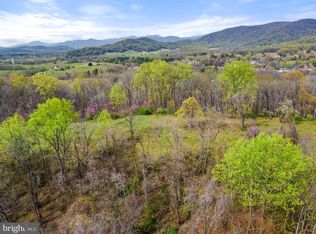 Lee Hwy, Washington, VA 22747