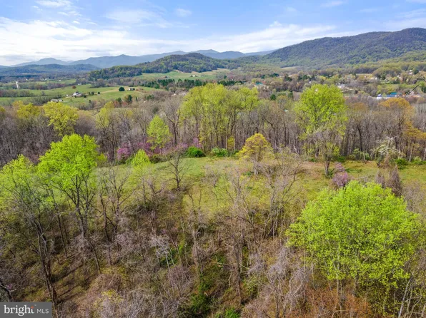 Lee Hwy, Washington, VA 22747