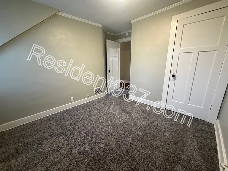 1520 S Smithville Rd — Photo 5