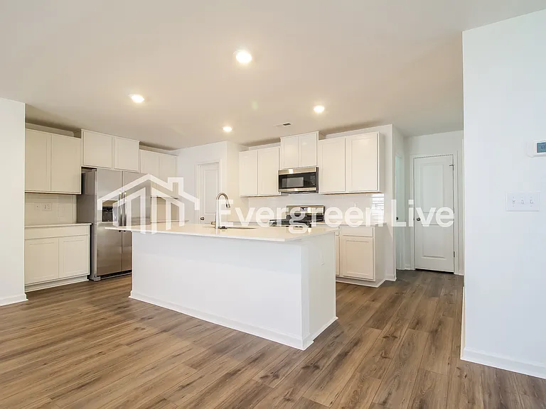 112 Stokely Way — Photo 6