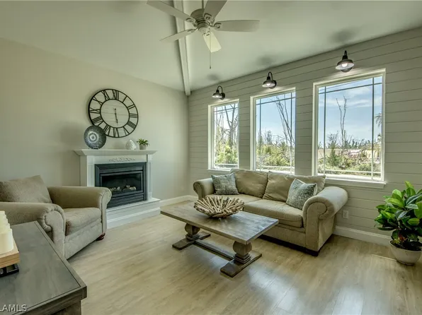 3400 Coquina Lane St, James City, FL 33956