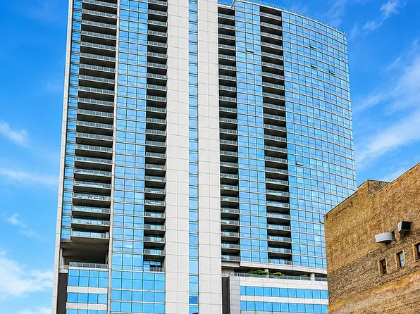303 W Ohio St APT 2902, Chicago, IL 60654