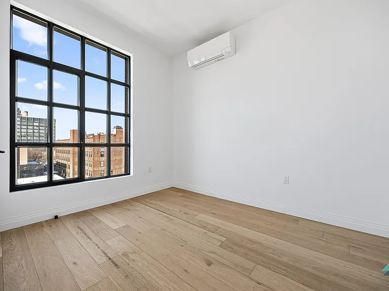 875 4th Ave #706 — Photo 7