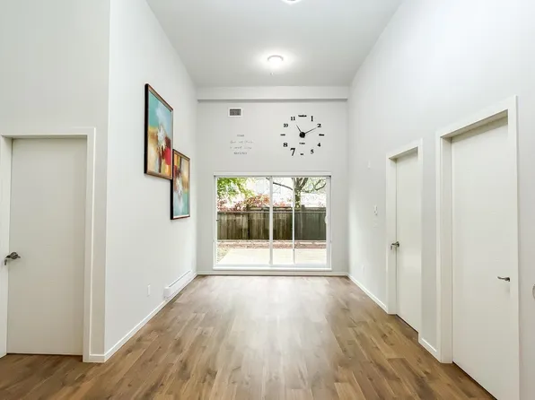 6283 Kingsway #108, Burnaby, BC V5J 0H3