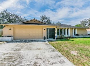 8090 Greenbrier Ct, Spring Hill, FL 34606