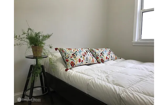 Rented by Douglas Elliman | media 9