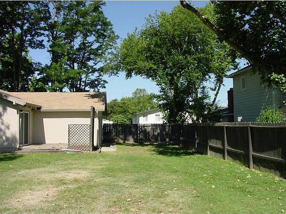 2nd image of 6524 Pecan Ave