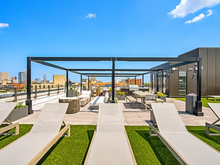 3,000 SQFT Rooftop Patio