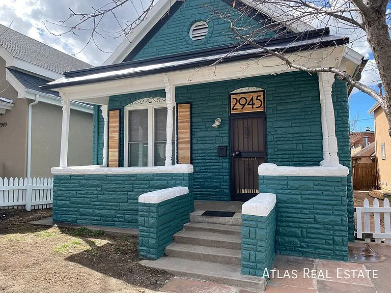 2945 N Marion St — Photo 3