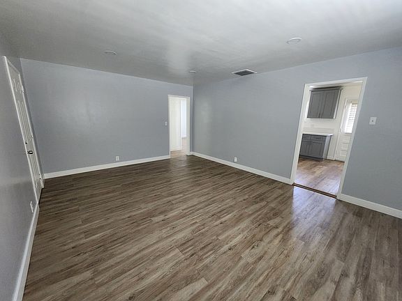 5th image of 14689 Kaweah Ct