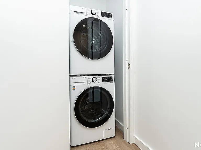 527 Grand Ave #806 — Photo 7