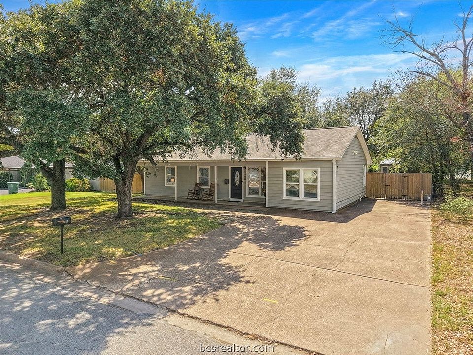 1st image of 4004 Tanglewood Dr