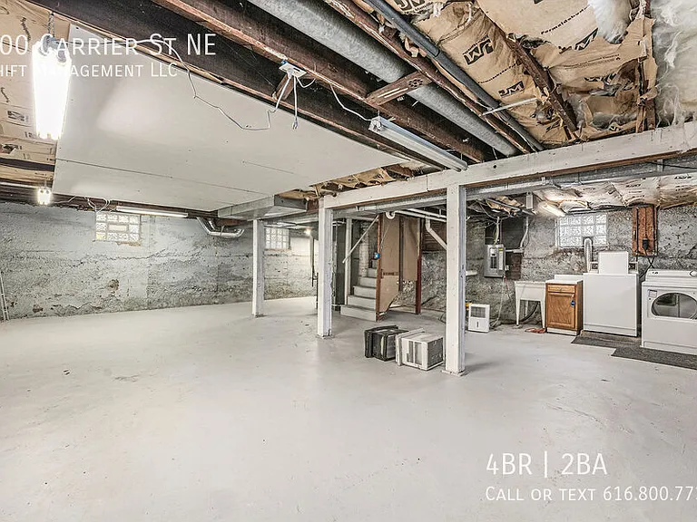 400 Carrier St NE — Photo 14