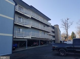 715 Washington Ave APT 10, Colonial Beach, VA 22443