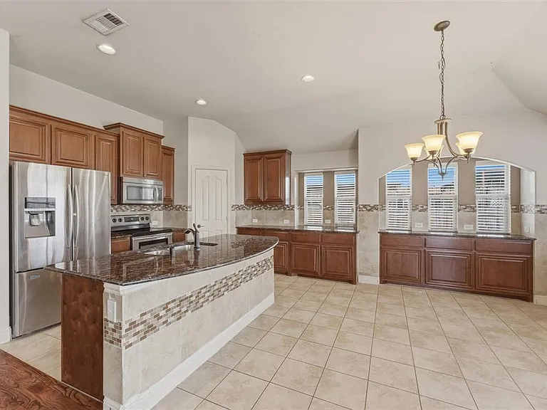 Kitchen sitting area