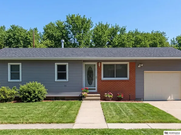 5630 Wilshire Blvd, Lincoln, NE 68505
