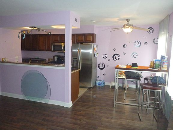 5th image of 1105 Cove Dr #209C
