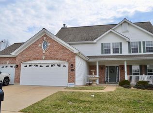 754 Castle Pines Dr, Ballwin, MO 63021