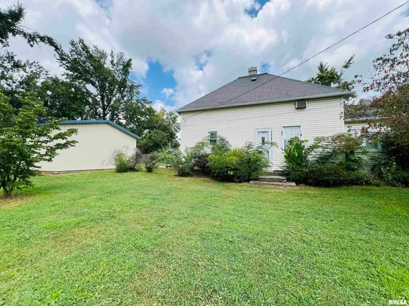 2301 N Main St, Eldorado, IL 62930