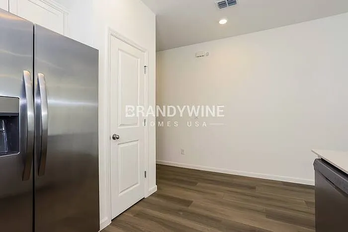 641 Holly Lakes Dr — Photo 6