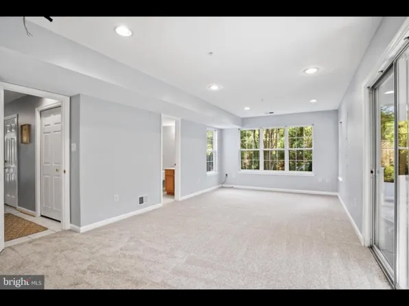(undisclosed Address), Montgomery Village, MD 20886