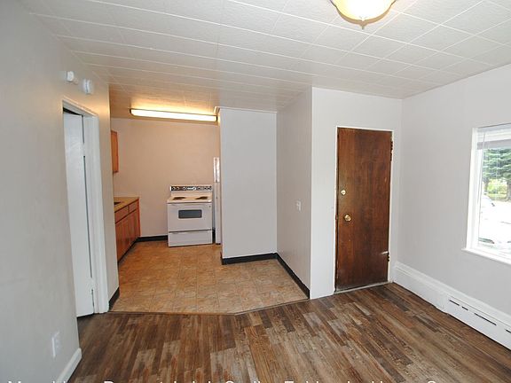 2nd image of 505 B St #A