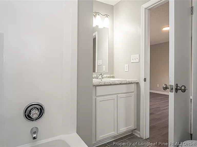 5717 Aftonshire Dr — Photo 23