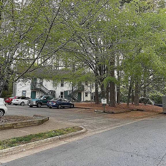 121 Ashley Forest Rd — Photo 15