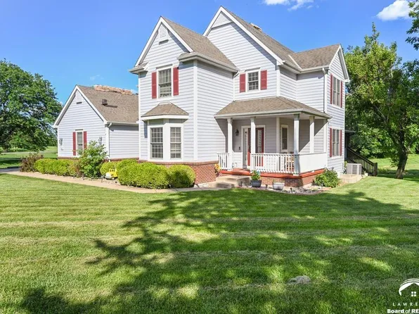 903 N 1464th Rd, Lawrence, KS 66047
