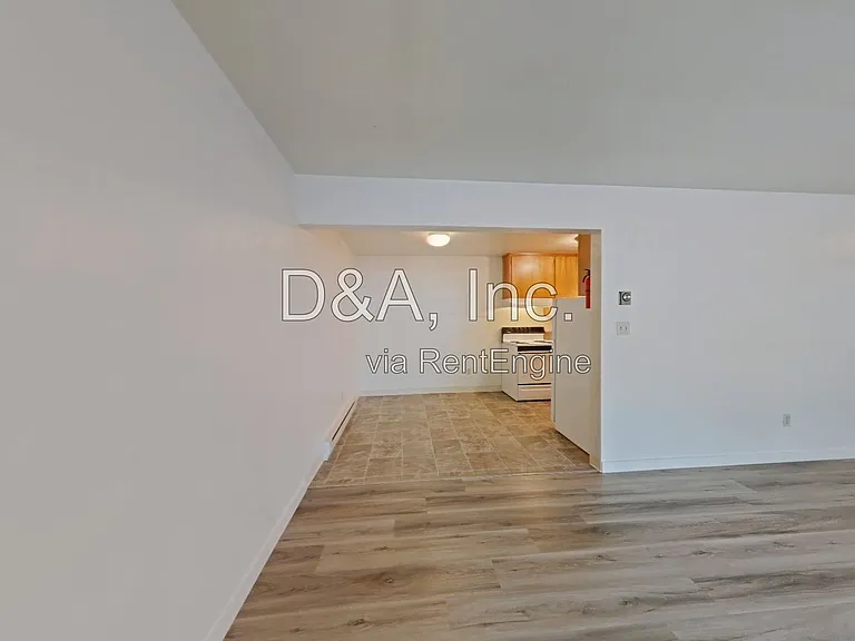 1110 NW Fillmore Ave — Photo 3