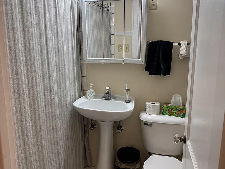 1805 E Newberry Blvd #3 — Photo 6
