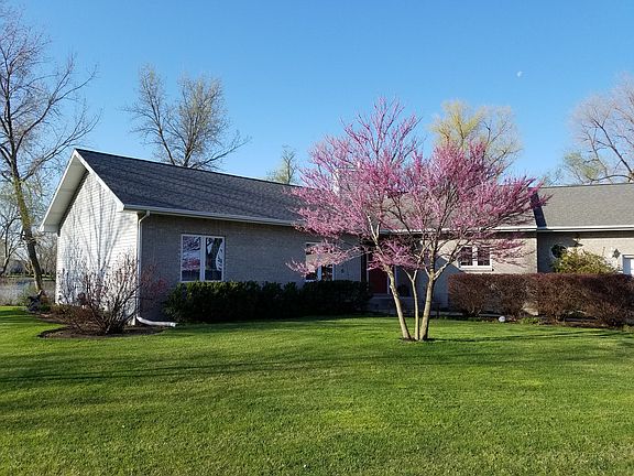4th image of 57 Sonja Dr
