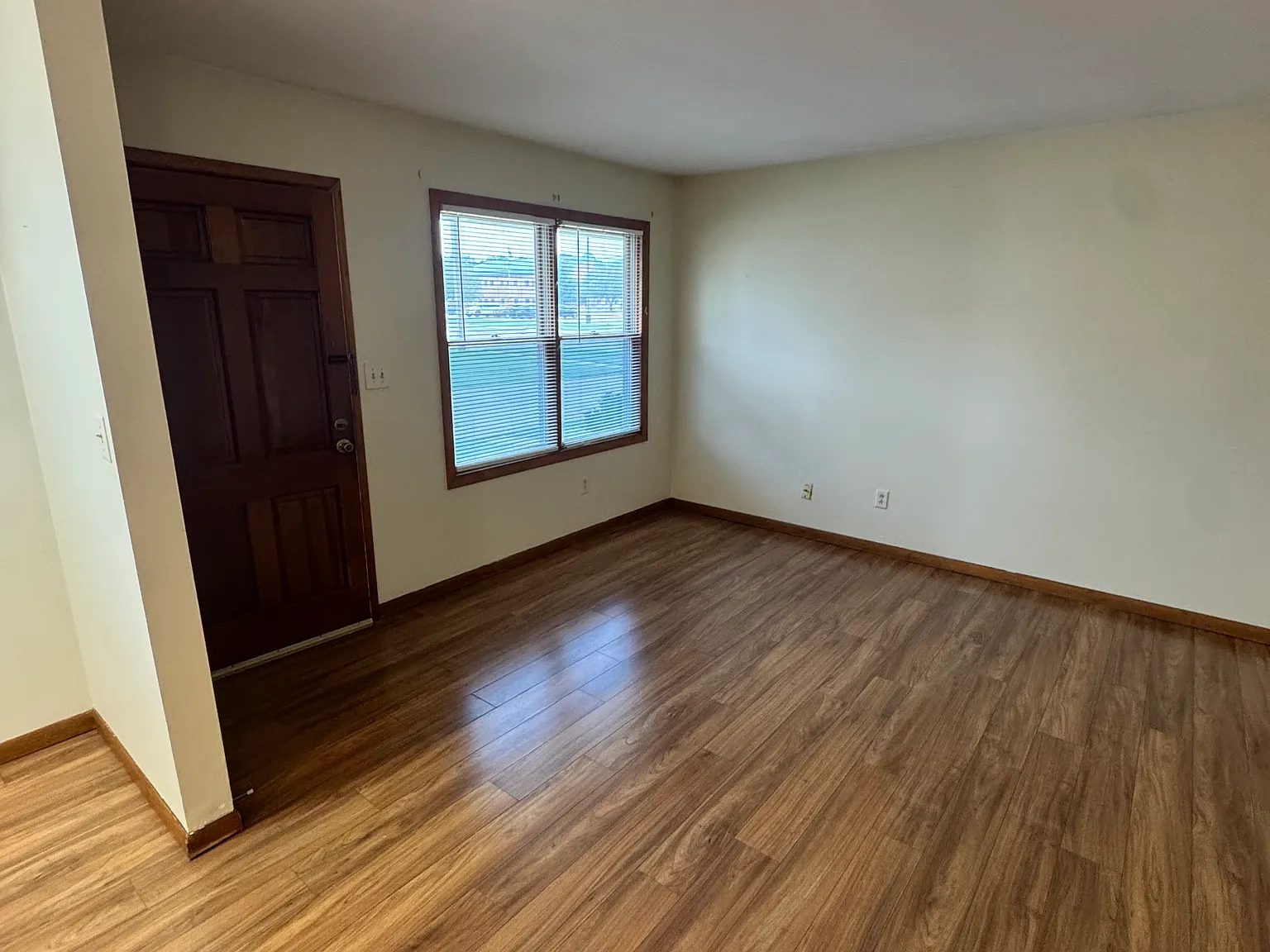 1 bed, 600 sqft, $1,100 — Photo 2