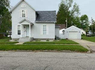 216 C St, La Porte, IN 46350