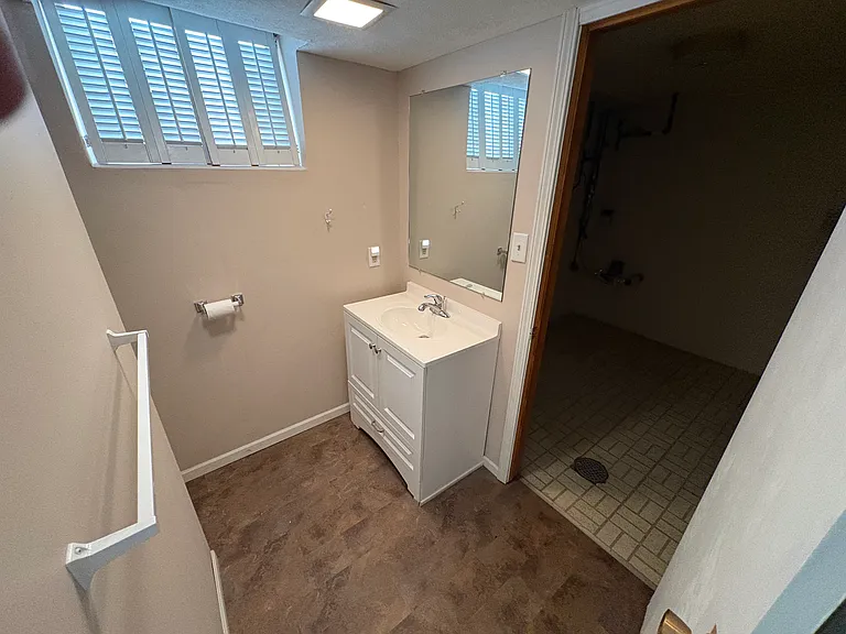6210 Walker Ave — Photo 18