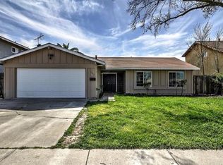 702 Du Pont Dr, Stockton, CA 95210