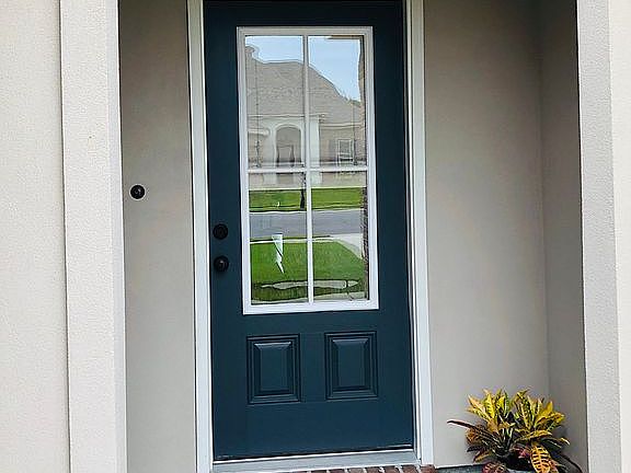 2nd image of 113 Valcour Pl