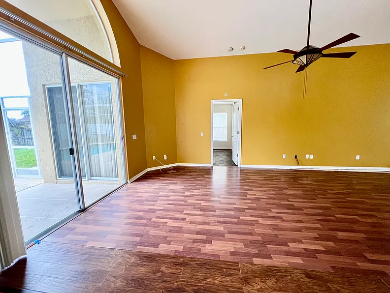 18110 Palm Breeze Dr — Photo 6