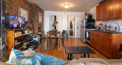 Rented by Empire Deeds LLC 