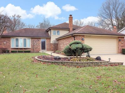 2147 Green Valley Rd, Darien, IL, 60561