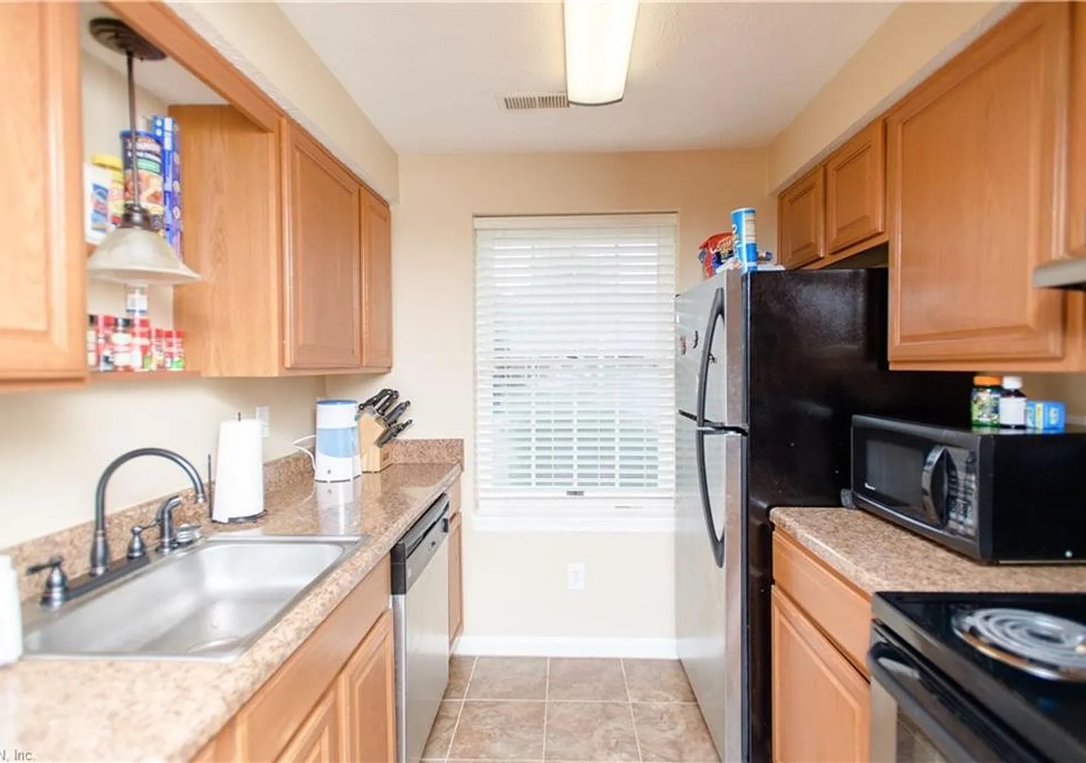 63 Lucinda Court — Photo 2
