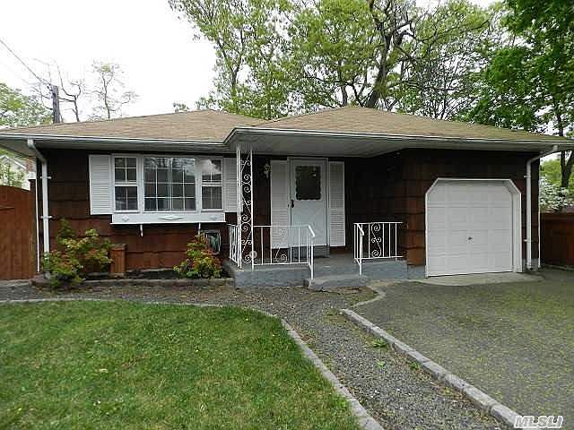 1st image of 233 N 6th St