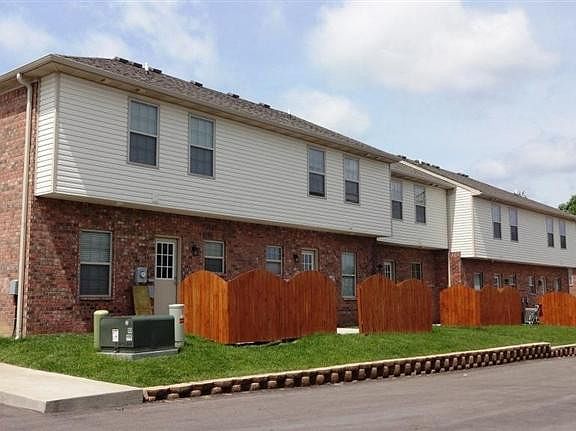 5th image of 301 Burley 343 Ave