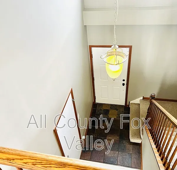 1850 Waverly Way — Photo 7