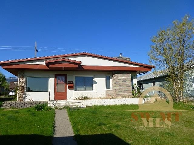 1st image of 627 N 10th St