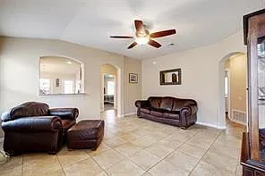 18320 Cuyahoga Dr — Photo 4