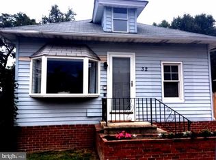 32 3rd Ave, Hamilton, NJ 08619