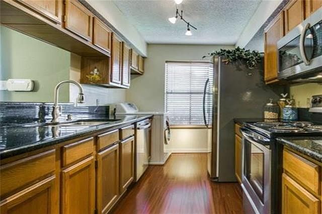 2nd image of 3205 Donnelly Cir #2