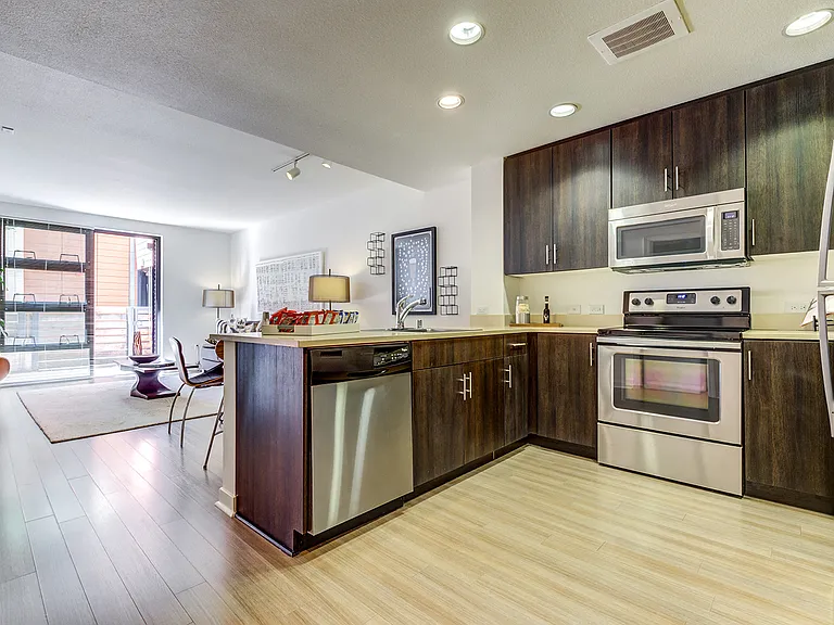 Venue Apartments — Photo 9