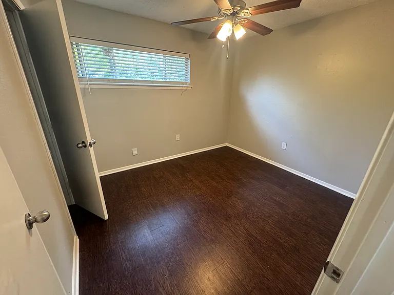 Vista Flats — Photo 24